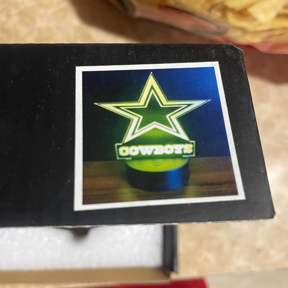 LED Multiple Color Changer Cowboy Star Sign - Picture 3 of 7